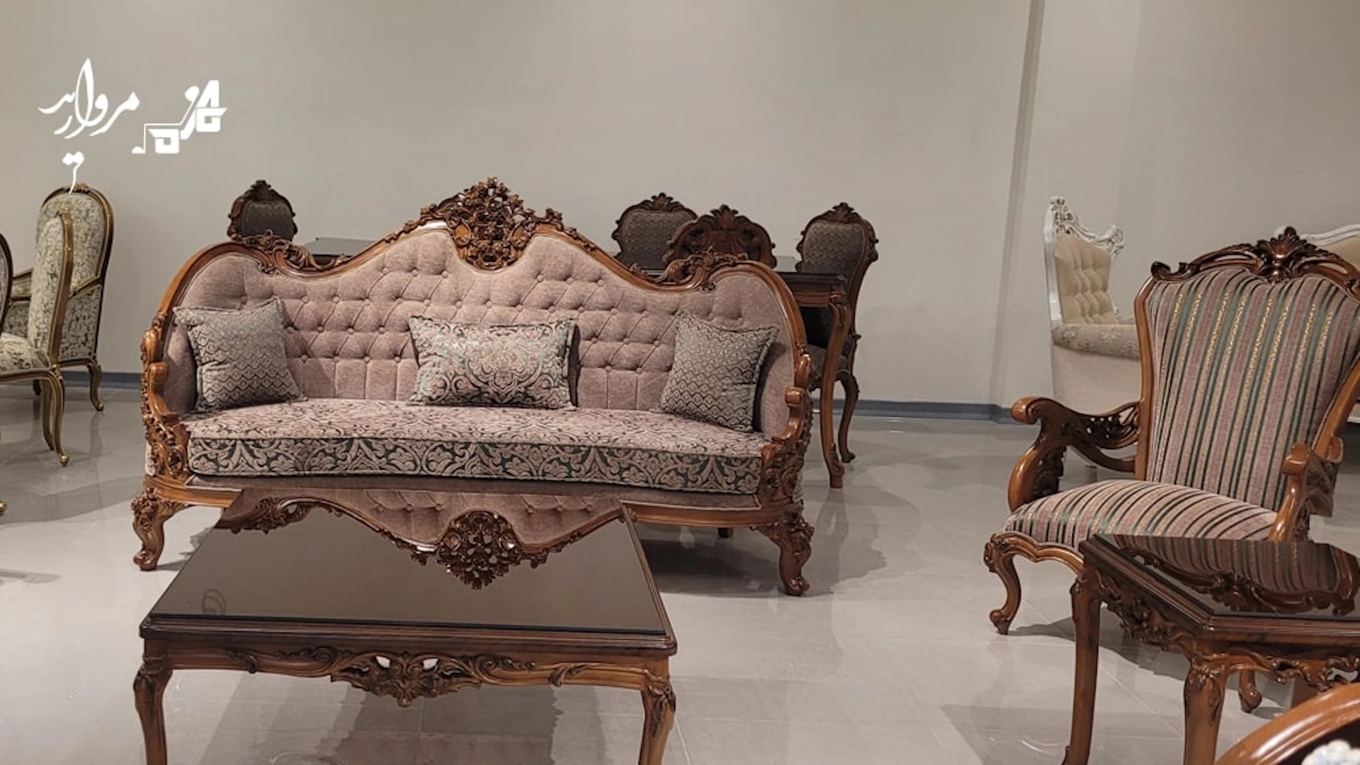 مبل کلاسیک مدل افرا
